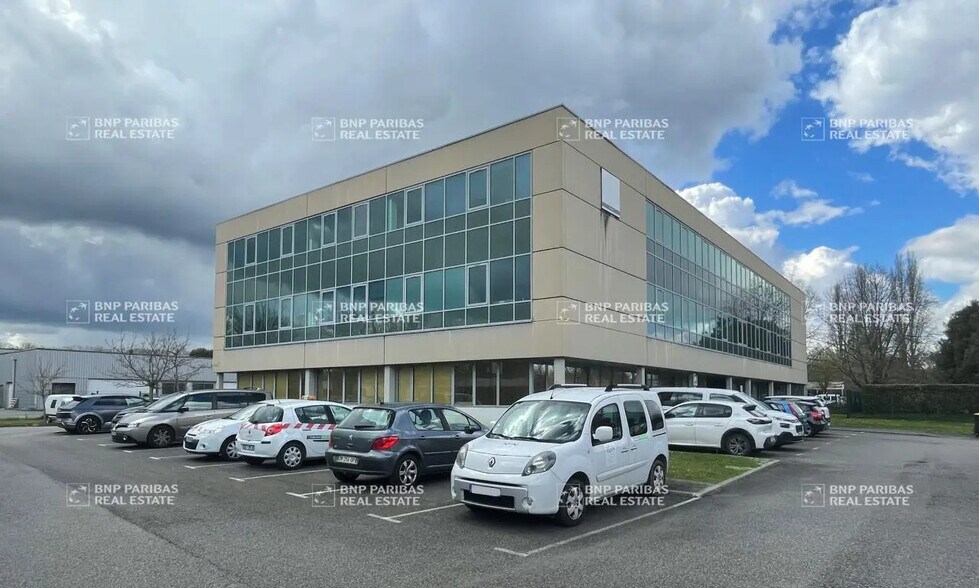 Bureau dans Ramonville-Saint-Agne à louer - Photo de l’immeuble – Image 1 sur 33