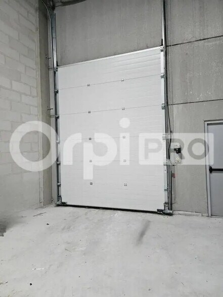 Local d’activités dans Reims à louer - Photo intérieure – Image 3 sur 5