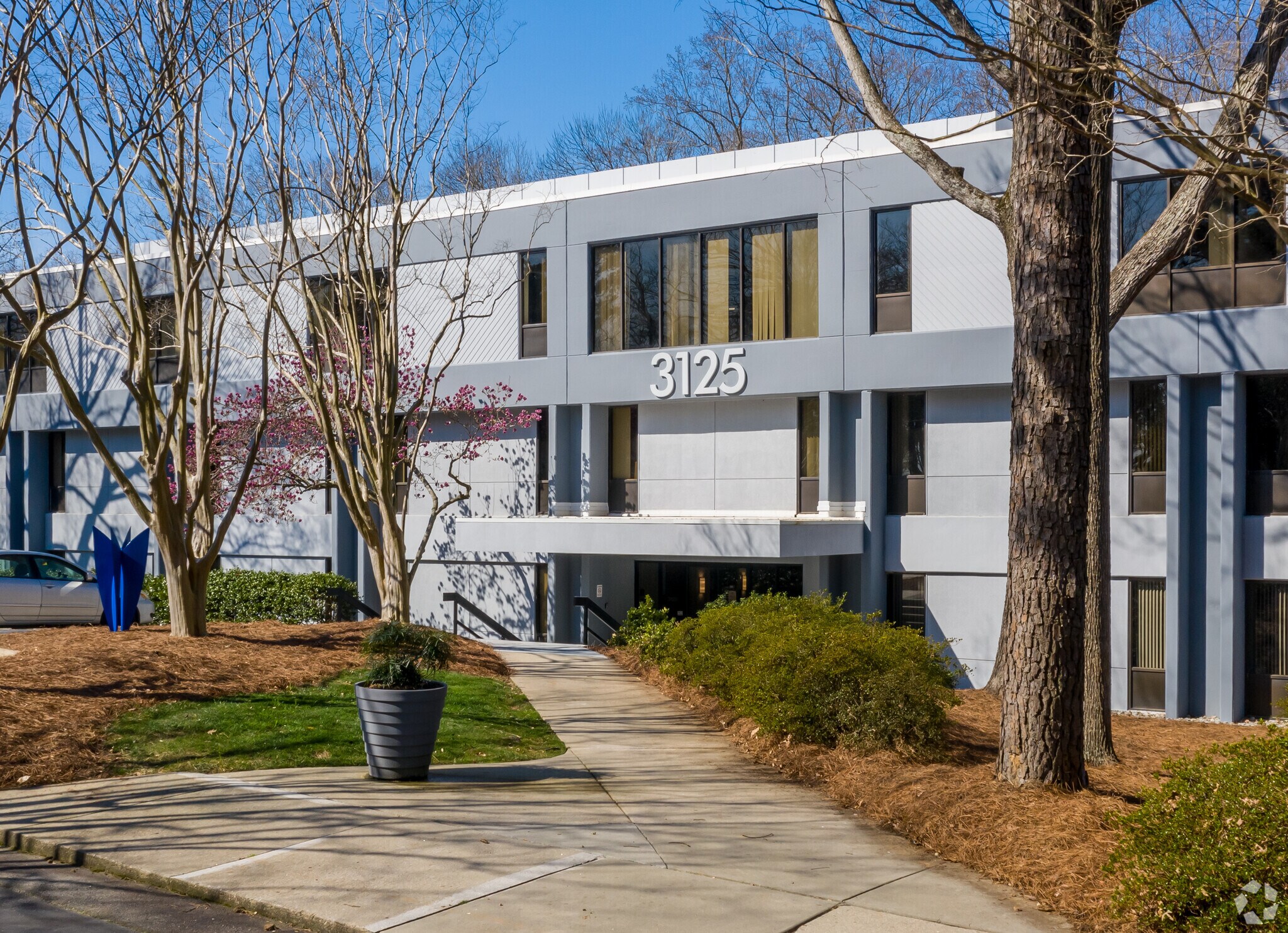 3125 Poplarwood Ct, Raleigh, NC à louer Photo de l’immeuble– Image 1 sur 10