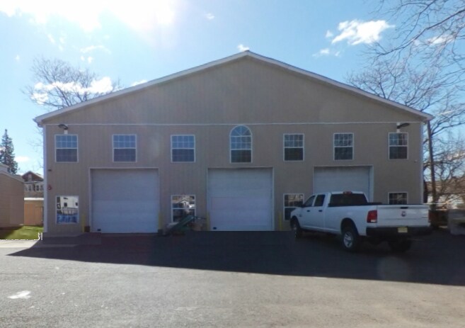 351 W Clinton St, Haledon, NJ à vendre - Photo de l’immeuble – Image 2 sur 5