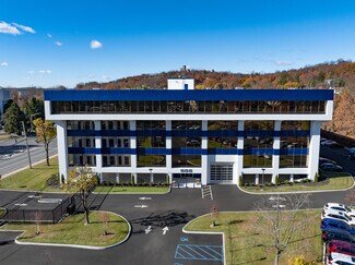 Plus de détails pour 555 White Plains Rd, Tarrytown, NY - Industriel/Logistique à louer