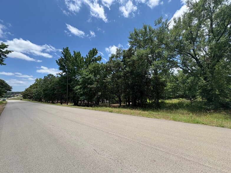 13243 County Road 3140, Tyler, TX à vendre - Photo de l’immeuble – Image 3 sur 9