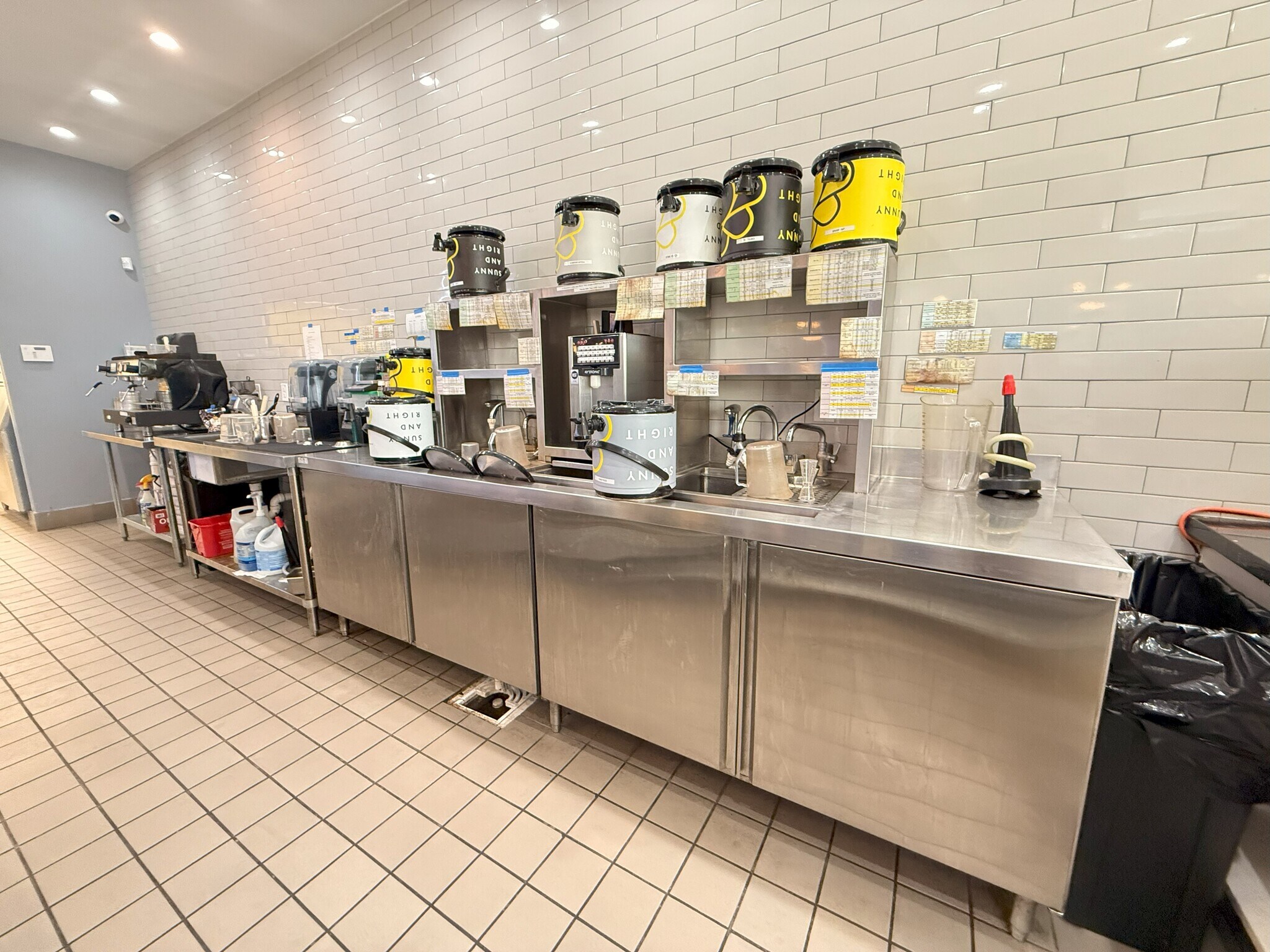 9900 BLK BELLAIRE Blvd, Houston, TX à louer Photo principale– Image 1 sur 2
