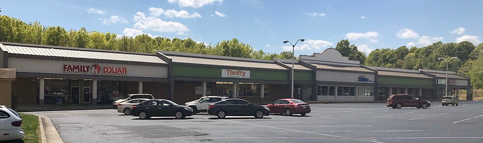 2206-2212 W Webb Ave, Burlington, NC à louer - Photo de l’immeuble – Image 3 sur 11