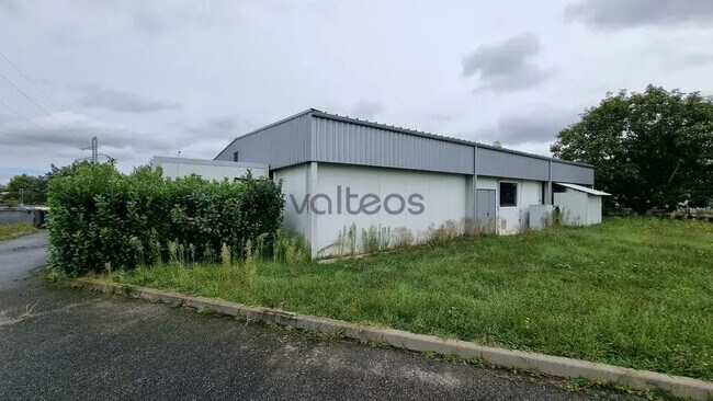 Plus de détails pour 2 Allée Des Vignes, Carbonne - Local d’activités à vendre