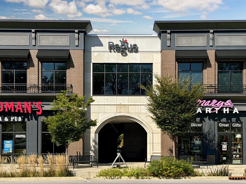 770 1st Ave, San Diego, CA à louer - Photo de l’immeuble – Image 3 sur 16