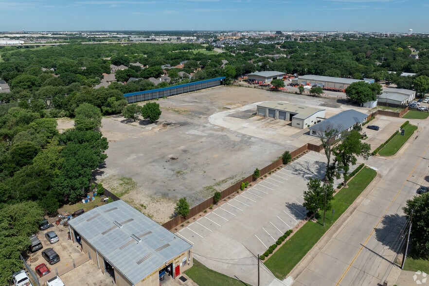 421 Compton Ave, Irving, TX à louer - Photo de l’immeuble – Image 1 sur 9