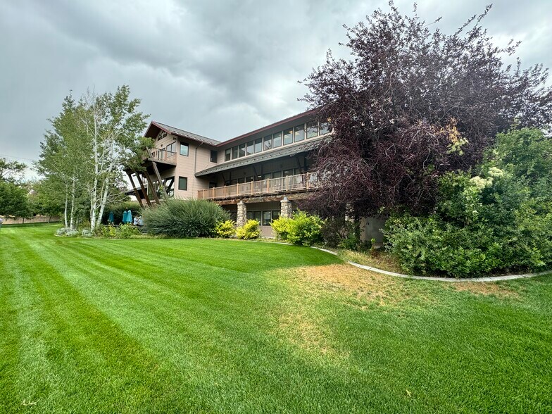 1425 Higham St, Idaho Falls, ID à vendre - Photo de l’immeuble – Image 3 sur 22