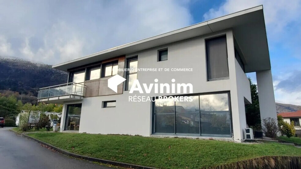Bureau dans Sevrier à vendre - Photo de l’immeuble – Image 2 sur 12