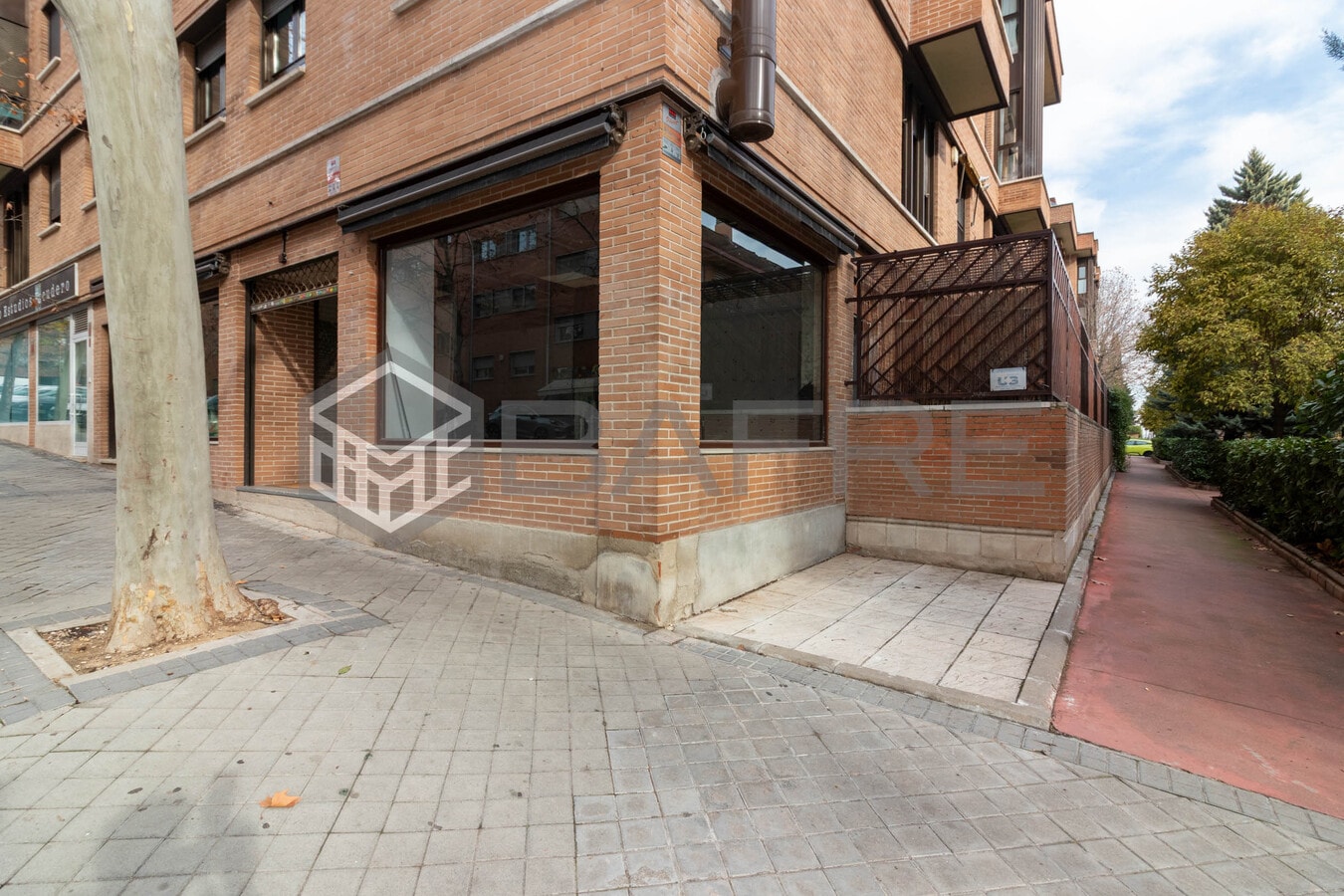 Madrid, MAD 28042 - Lot 6 - - Photo intérieure - Image 2 of 6