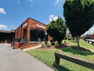Plus de détails pour 3034 Griffith St, Charlotte, NC - Local d'activités à louer