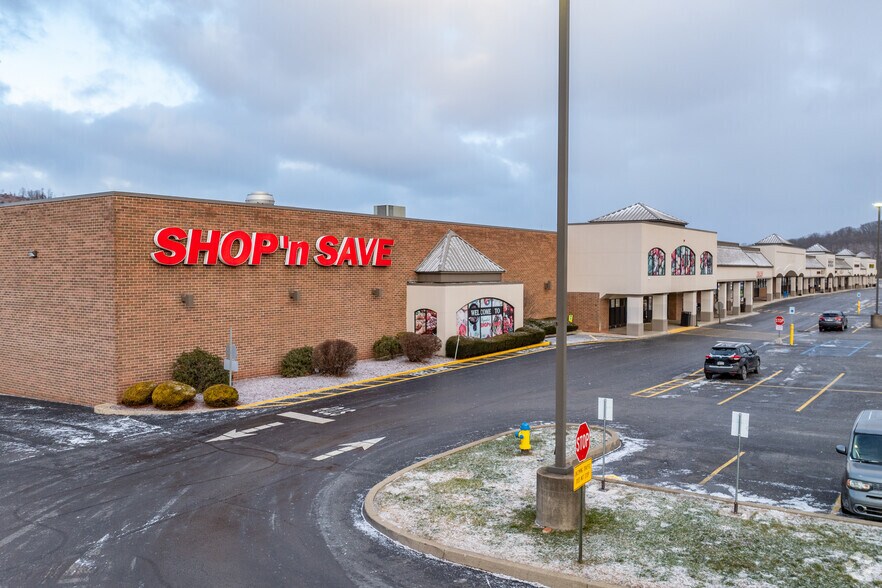 4512-4548 Broadway Blvd, Monroeville, PA à vendre - Photo de l’immeuble – Image 2 sur 5