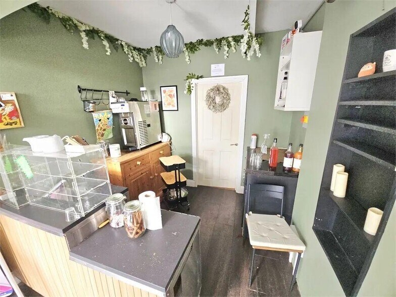 1395 London Rd, Leigh-On-Sea à louer - Photo de l’immeuble – Image 3 sur 5