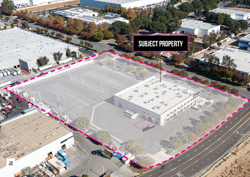 1260 S DuPont Ave, Ontario, CA à vendre - Photo de l’immeuble – Image 2 sur 11