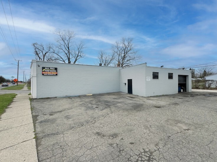 28664 Michigan Ave, Inkster, MI à vendre - Photo de l’immeuble – Image 1 sur 4