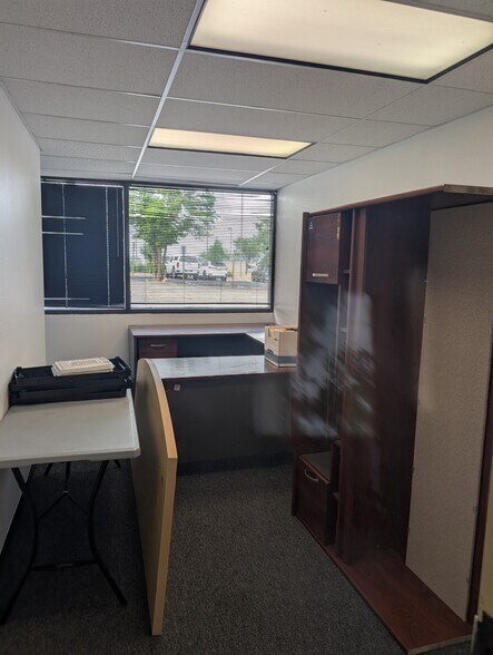 8973-8975 E Kenyon Ave, Denver, CO à louer - Photo de l’immeuble – Image 2 sur 6