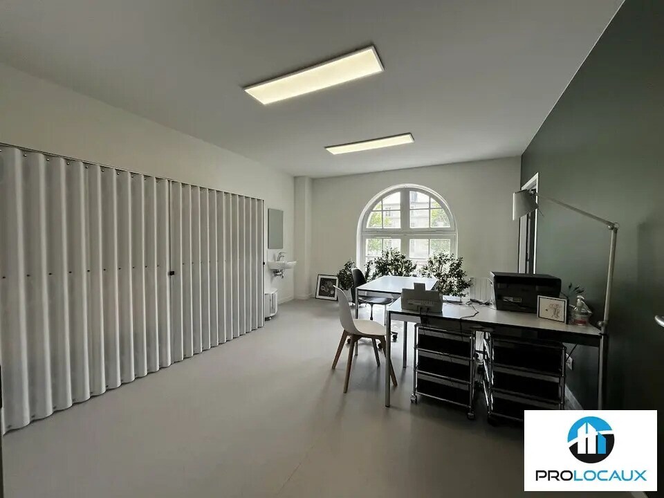 Local d’activités dans Compiègne à louer Photo de l’immeuble– Image 1 sur 12
