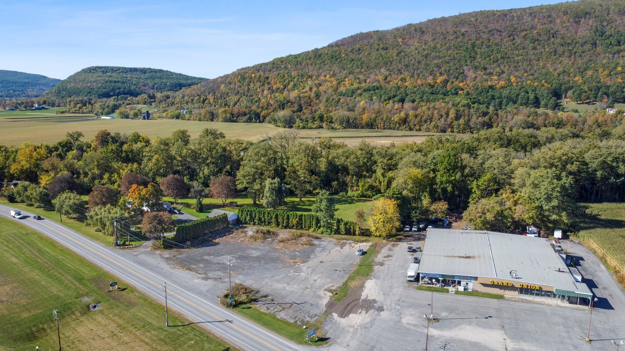 223 River St, Middleburgh, NY à vendre Photo principale– Image 1 sur 11
