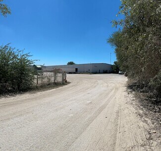 Plus de détails pour 201 Farley Ln, Del Rio, TX - Industriel/Logistique à louer