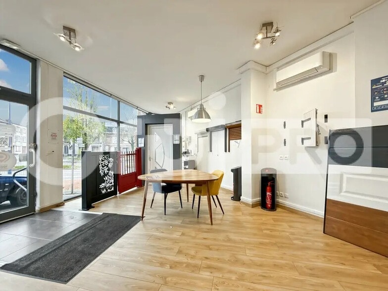 Local commercial dans Arras à vendre - Photo de l’immeuble – Image 3 sur 10