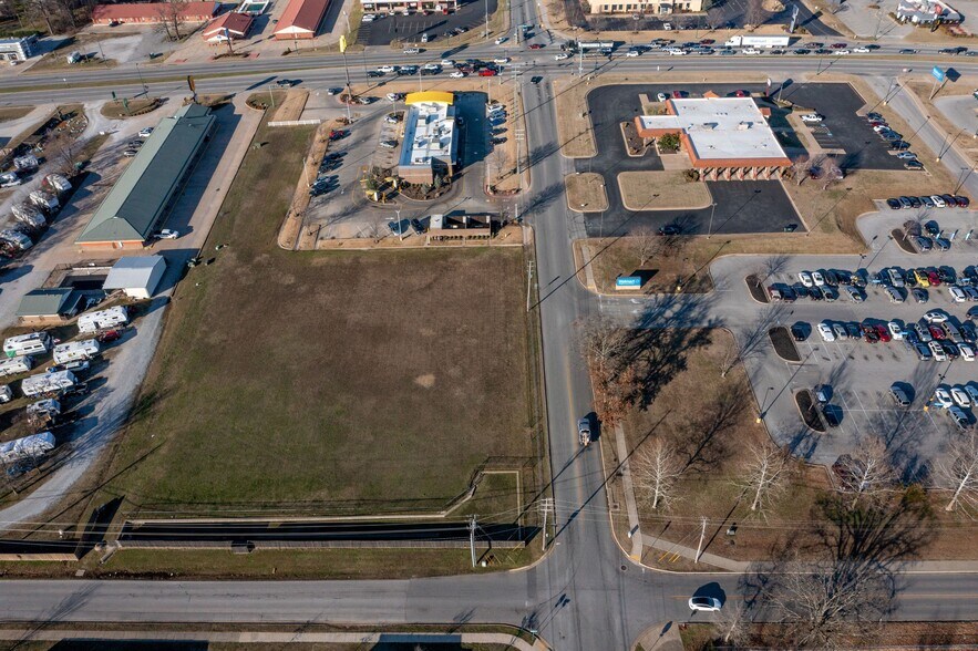 1702 US-412 Hwy, Siloam Springs, AR à vendre - Photo de l’immeuble – Image 2 sur 4