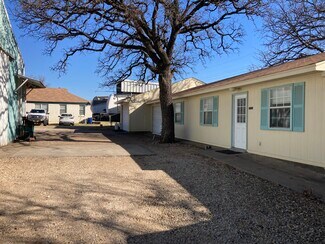 Plus de détails pour 1218 W Shady Grove Rd, Grand Prairie, TX - Industriel/Logistique à vendre