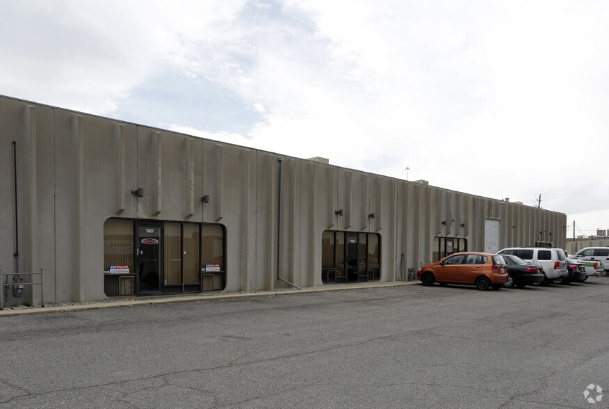 7023-7045 S 400 W, Midvale, UT à louer - Photo de l’immeuble – Image 3 sur 5
