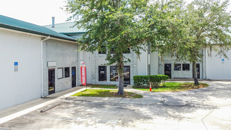 1506-1634 Old Daytona Cir, Deland, FL à louer - Photo de l’immeuble – Image 2 sur 10