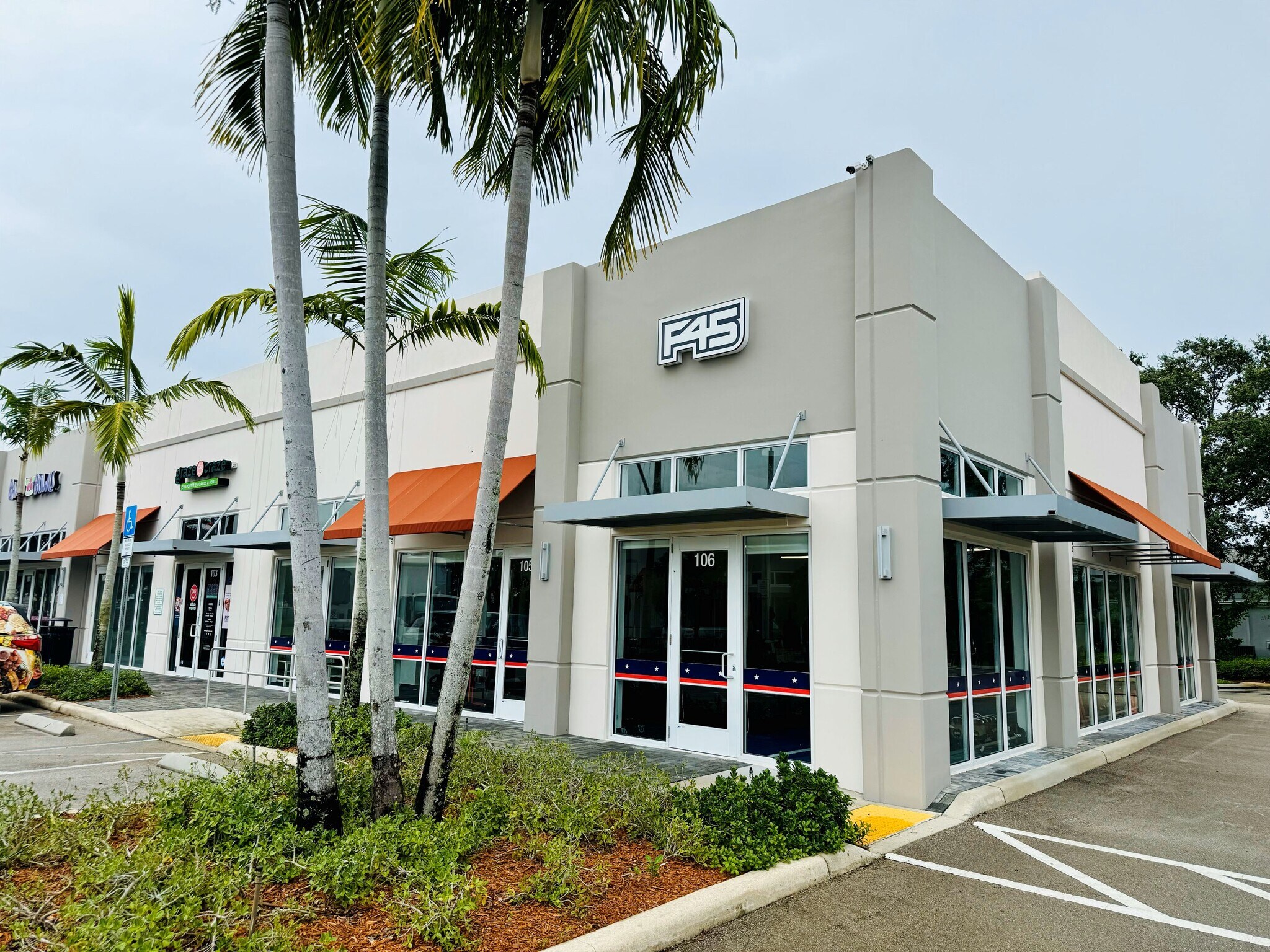 9600-9630 Stirling Rd, Hollywood, FL à vendre Photo de l’immeuble– Image 1 sur 16