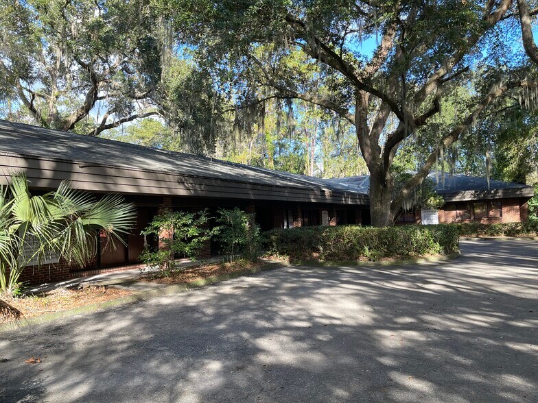 2233 NW 41st St, Gainesville, FL à louer - Photo principale – Image 1 sur 13