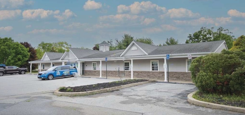 1559 Route 82, Hopewell Junction, NY à louer Photo de l’immeuble– Image 1 sur 5