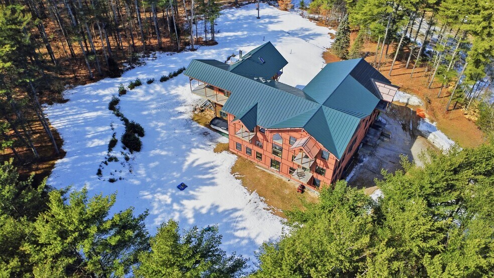 1420 N High St, Bridgton, ME à vendre - Photo principale – Image 1 sur 29