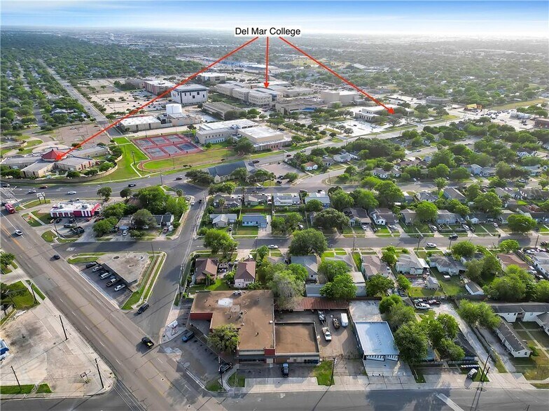 2001 S Staples St, Corpus Christi, TX à vendre - Aérien – Image 3 sur 32