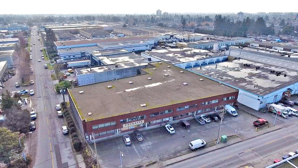 11300 River Rd, Richmond, BC à louer - Photo de l’immeuble – Image 1 sur 5