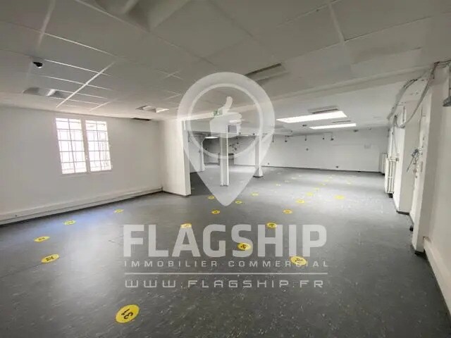 Local commercial dans Asnières-sur-Seine à louer - Photo de l’immeuble – Image 3 sur 9