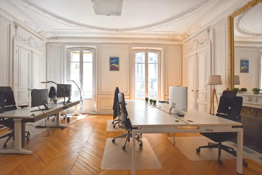 Bureau dans Paris à louer - Photo de l’immeuble – Image 2 sur 7