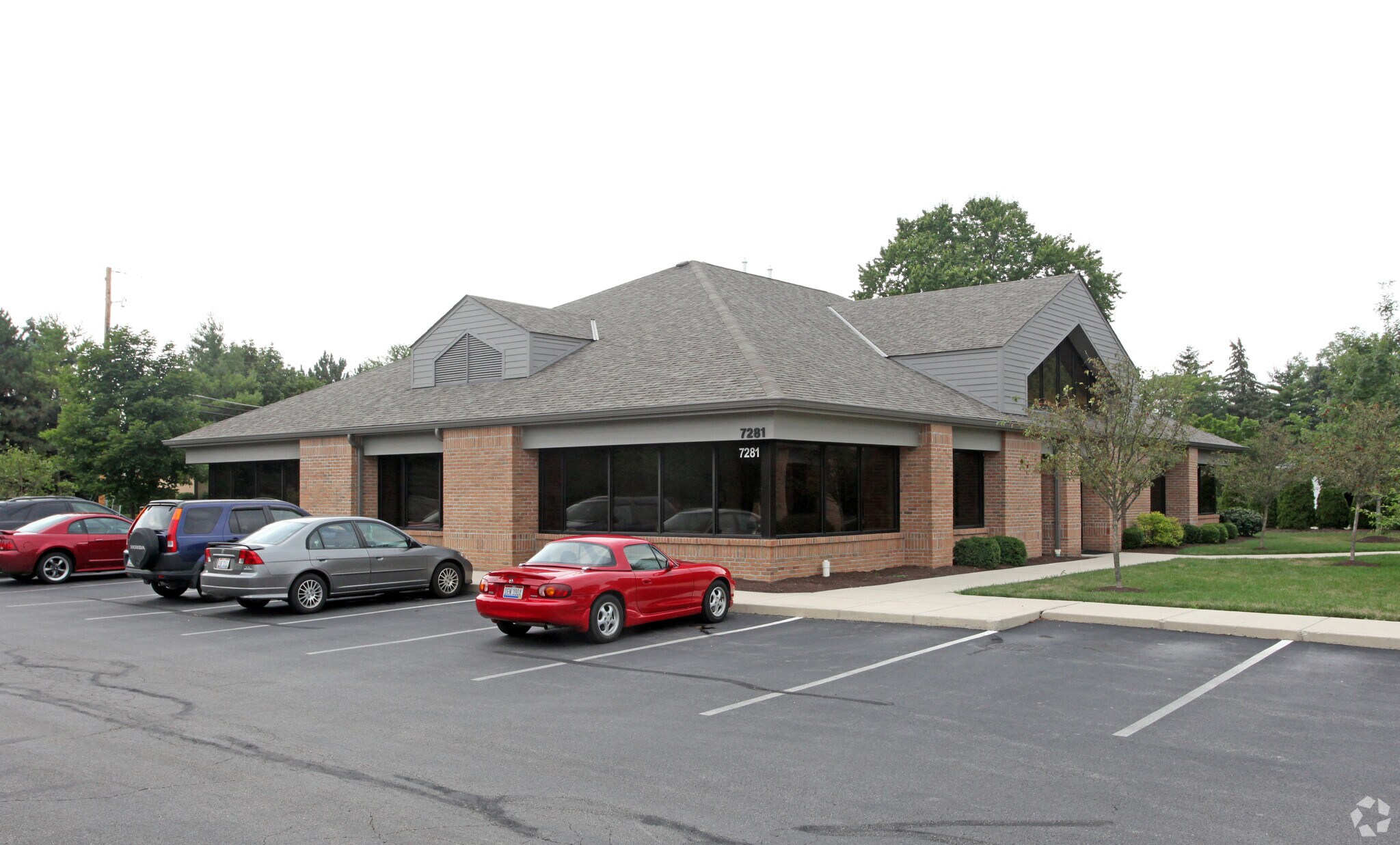 7281 Sawmill Rd, Dublin, OH à louer Photo principale– Image 1 sur 5