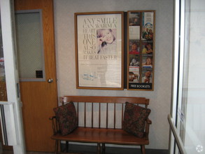 33 Hartford Ave, Granby, CT à louer Photo intérieure– Image 2 sur 7