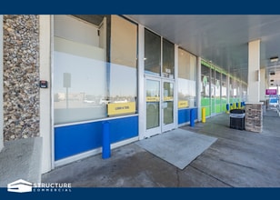 908 E Pioneer Pky, Arlington, TX à louer Photo intérieure– Image 1 sur 2