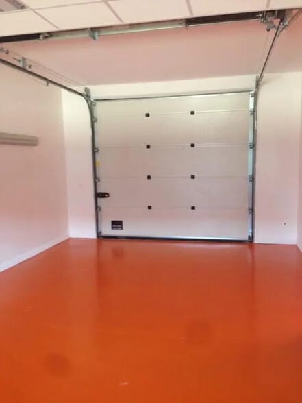 Industriel/Logistique dans Paris à louer - Photo de l’immeuble – Image 2 sur 3