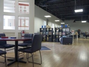 19 Rue De La Coopérative, Rigaud, QC à vendre Photo intérieure– Image 1 sur 6