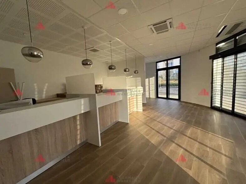 Bureau dans Dijon à vendre - Photo de l’immeuble – Image 2 sur 5