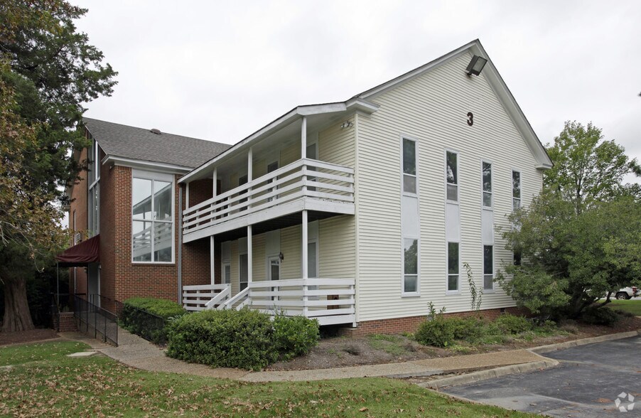 629 Wesley Dr, Virginia Beach, VA à vendre - Photo de l’immeuble – Image 3 sur 4