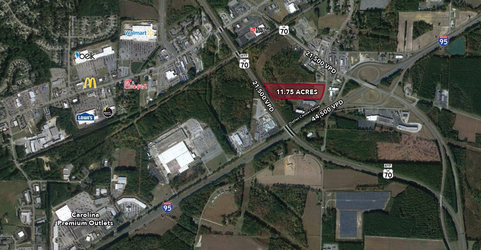 1749 Outlet Center Dr, Selma, NC à vendre Aérien– Image 1 sur 4