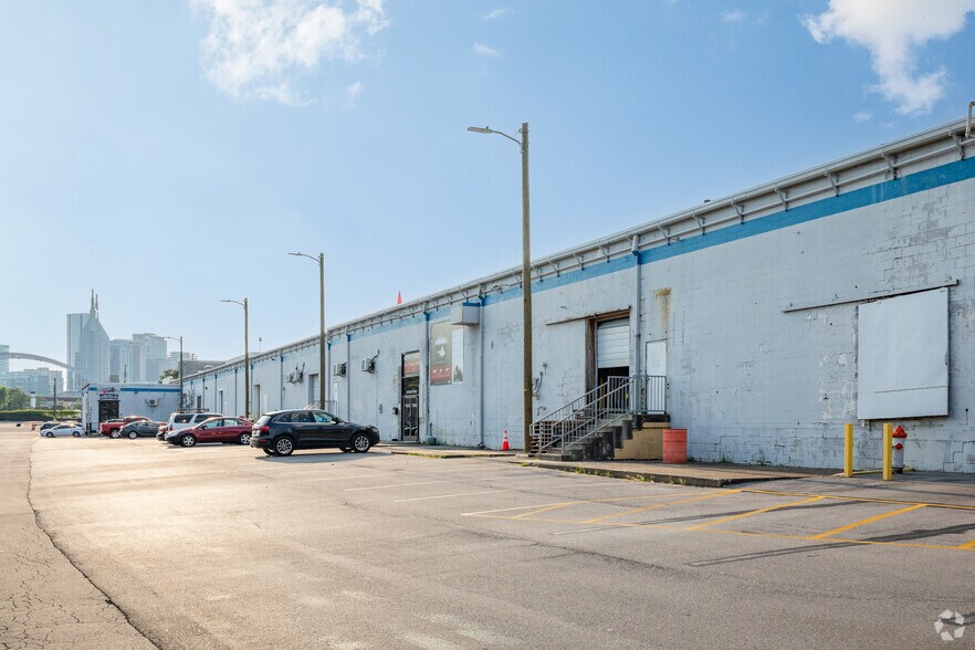 400-414 Davidson St, Nashville, TN à louer - Photo de l’immeuble – Image 2 sur 5