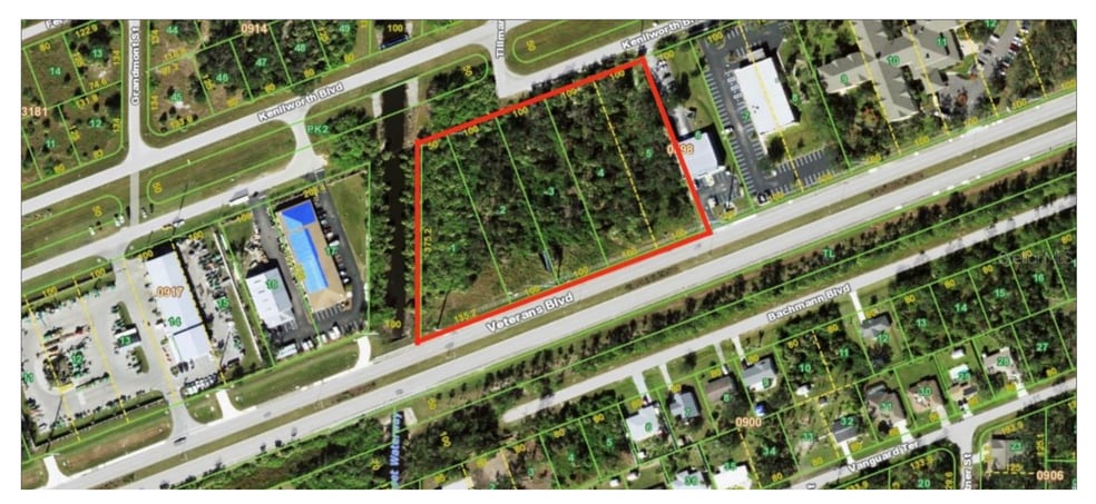 20169 20169,20177,20185,20193 KENILWORTH BOULEVARD Blvd, Port Charlotte, FL à vendre - Photo principale – Image 1 sur 1