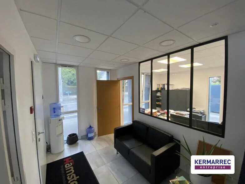 Bureau dans Chantepie à vendre - Photo de l’immeuble – Image 3 sur 7