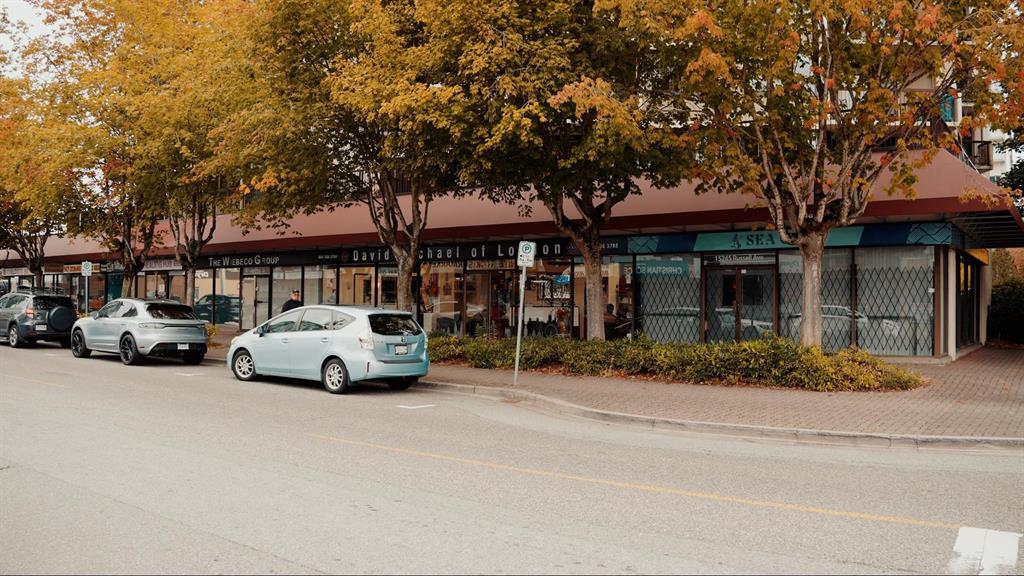15239 Russell Av, White Rock, BC V4B 5C3 - Lot 36 -  - Photo intérieure - Image 2 of 5
