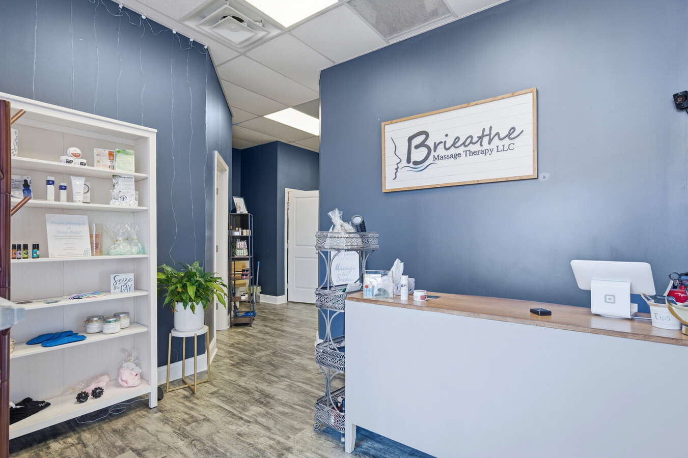 5472-5486 Southern Maryland Blvd, Lothian, MD 20711 - Lot 2 -  - Photo intérieure - Image 1 of 22