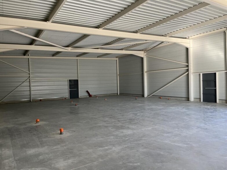 Local commercial dans Honfleur à louer - Photo intérieure – Image 3 sur 5